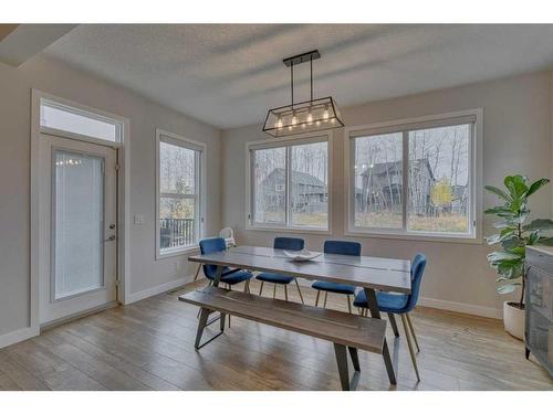 99 Legacy Glen Terrace Se, Calgary, AB - Indoor Photo Showing Dining Room