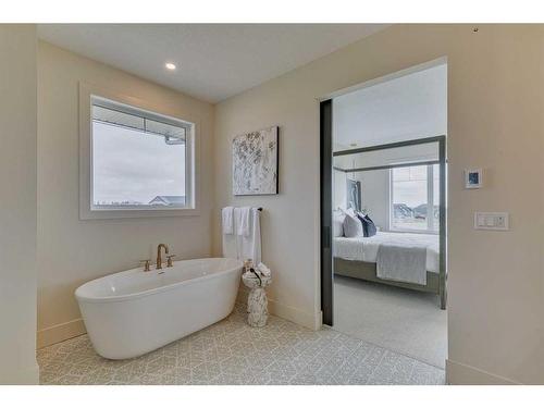 703 Green Haven Place, Rural Foothills County, AB - Indoor Photo Showing Bathroom