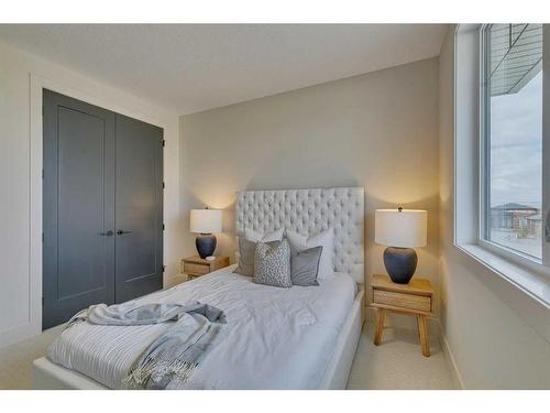 703 Green Haven Place, Rural Foothills County, AB - Indoor Photo Showing Bedroom