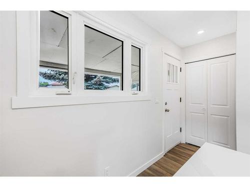 6740 Temple Drive Ne, Calgary, AB - Indoor Photo Showing Other Room