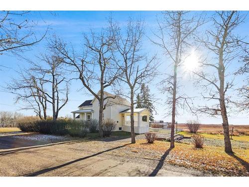 2425 13 Avenue, Didsbury, AB - Outdoor With View