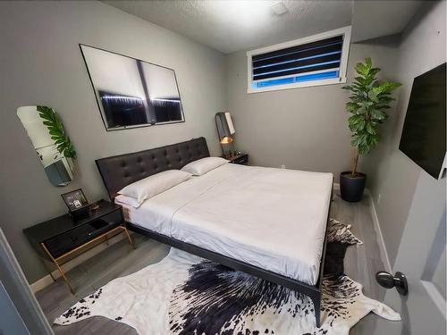 842 Cornerstone Way Ne, Calgary, AB - Indoor Photo Showing Bedroom