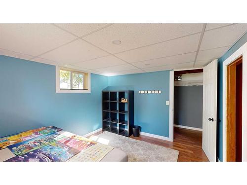 2313 22 Street, Nanton, AB - Indoor Photo Showing Bedroom