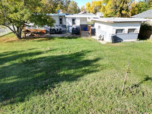 2313 22 Street, Nanton, AB - Outdoor