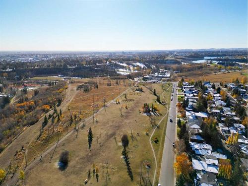 4905 21A Street Sw, Calgary, AB - Outdoor With View