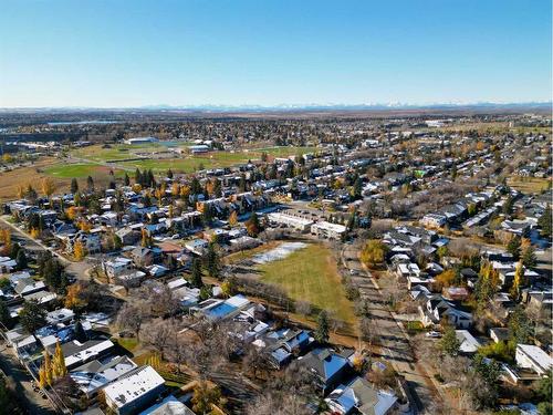 4905 21A Street Sw, Calgary, AB - Outdoor With View