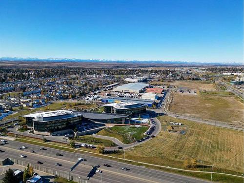 4905 21A Street Sw, Calgary, AB - Outdoor With View