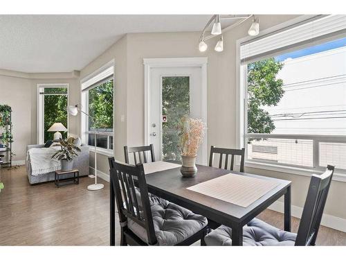 203-8108 109 Street Nw, Edmonton, AB - Indoor Photo Showing Dining Room