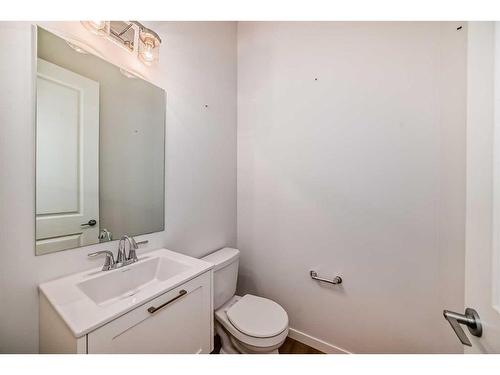 274 Aquila Drive Nw, Calgary, AB - Indoor Photo Showing Bathroom