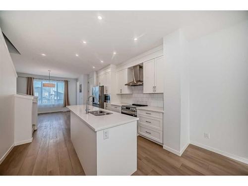 274 Aquila Drive Nw, Calgary, AB - Indoor Photo Showing Kitchen With Double Sink With Upgraded Kitchen