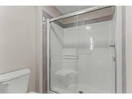 163 Masters Heights Se, Calgary, AB - Indoor Photo Showing Bathroom