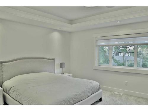 623 27 Avenue Ne, Calgary, AB - Indoor Photo Showing Bedroom