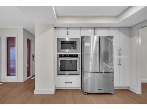 44-1901 Varsity Estates Drive Nw, Calgary, AB - Indoor Photo Showing Kitchen