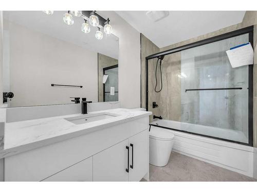 44-1901 Varsity Estates Drive Nw, Calgary, AB - Indoor Photo Showing Bathroom