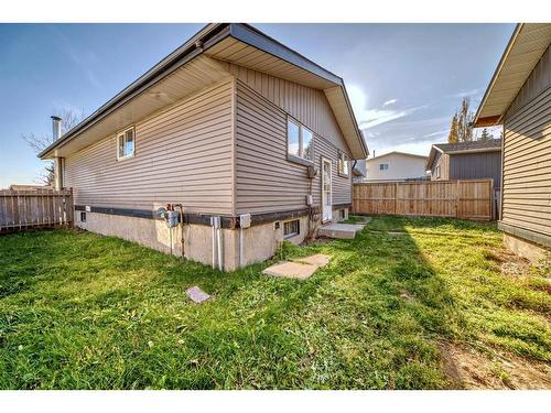 28 Bedford Circle Ne, Calgary, AB - Outdoor With Exterior