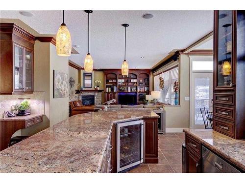 115 Westridge Crescent Sw, Calgary, AB - Indoor Photo Showing Kitchen