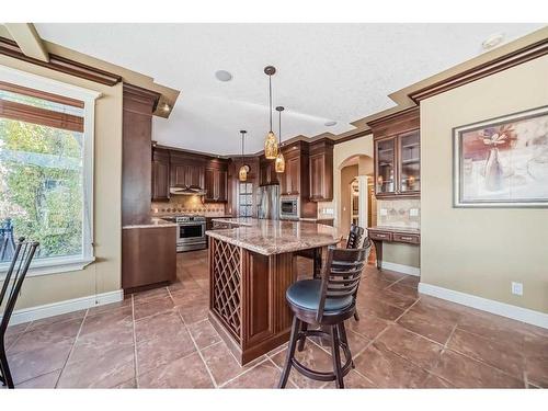 115 Westridge Crescent Sw, Calgary, AB - Indoor Photo Showing Kitchen With Upgraded Kitchen