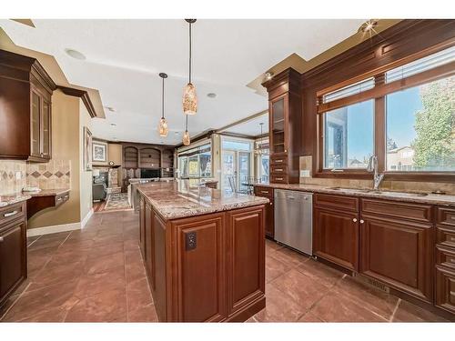 115 Westridge Crescent Sw, Calgary, AB - Indoor Photo Showing Kitchen With Double Sink