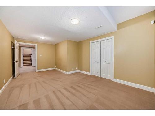 115 Westridge Crescent Sw, Calgary, AB - Indoor Photo Showing Other Room