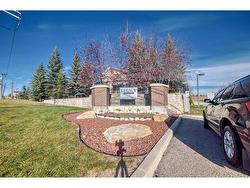 109-550 Prominence Rise SW Calgary, AB T3H 5J1