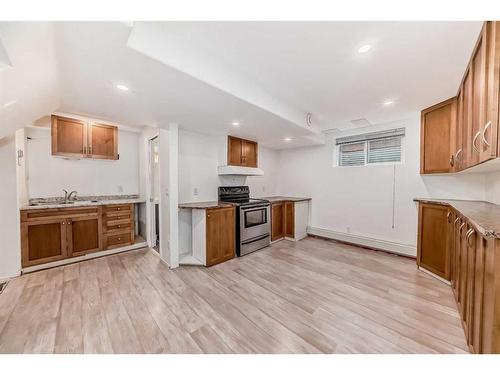 127 Sunmills Place Se, Calgary, AB - Indoor Photo Showing Kitchen