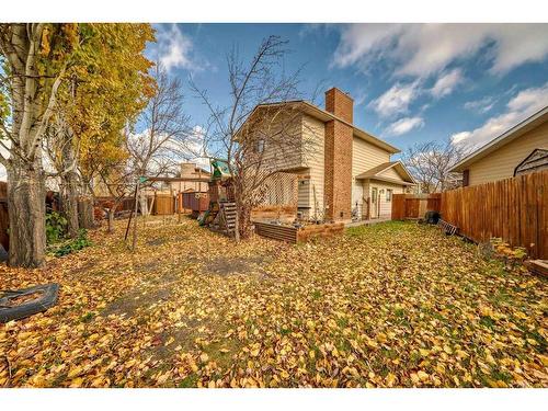 127 Sunmills Place Se, Calgary, AB - Outdoor