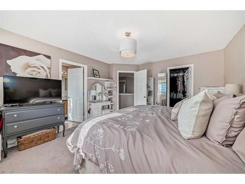 70 Chapala Grove Se, Calgary, AB - Indoor Photo Showing Bedroom