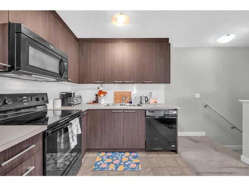 245-300 Marina Drive East, Chestermere, AB - Indoor Photo Showing Kitchen