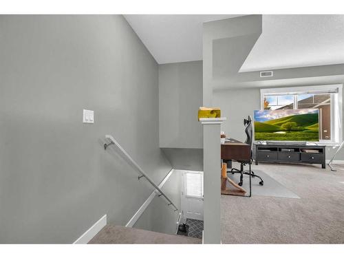 245-300 Marina Drive East, Chestermere, AB - Indoor Photo Showing Other Room