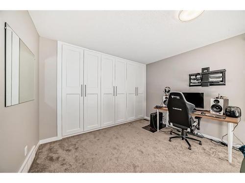 312-9930 Bonaventure Drive Se, Calgary, AB - Indoor Photo Showing Office