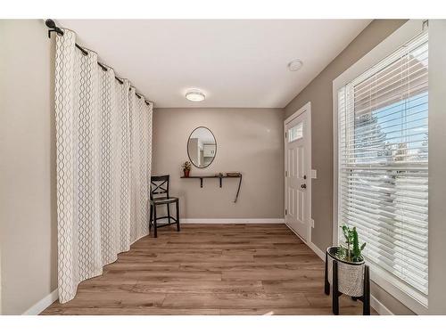 312-9930 Bonaventure Drive Se, Calgary, AB - Indoor Photo Showing Other Room