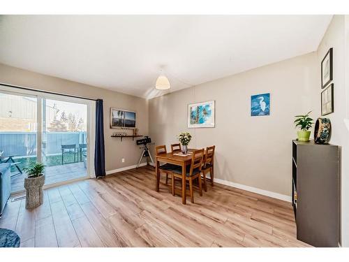 312-9930 Bonaventure Drive Se, Calgary, AB - Indoor Photo Showing Dining Room