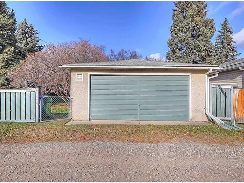 1475 Northmount Drive Nw, Calgary, AB - Outdoor