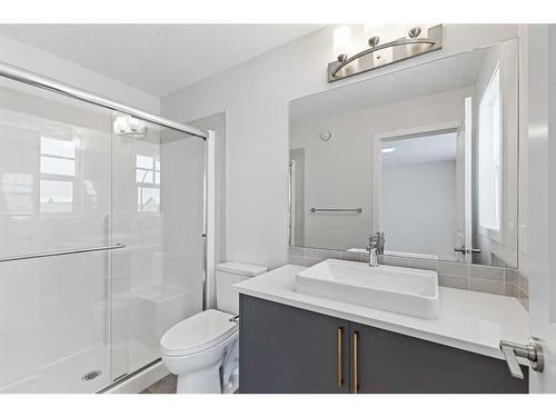 83 Sugarsnap Avenue Se, Calgary, AB - Indoor Photo Showing Bathroom