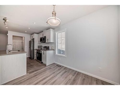 8839 Cityscape Drive Ne, Calgary, AB - Indoor Photo Showing Kitchen