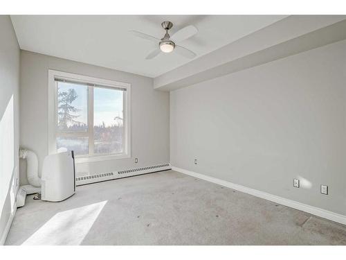 309-3101 34 Avenue Nw, Calgary, AB - Indoor Photo Showing Other Room