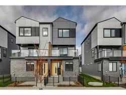 8542 19 Avenue SE Calgary, AB T2A 0M8