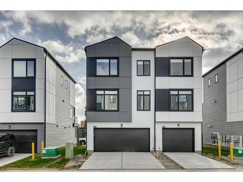 8542 19 Avenue Se, Calgary, AB - Outdoor With Facade