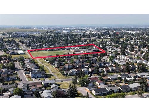 6151 Penworth Road Se, Calgary, AB - Outdoor With View