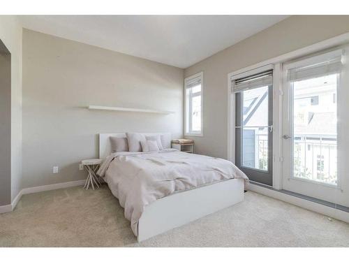 295 Silverado Plains Park Sw, Calgary, AB - Indoor Photo Showing Bedroom