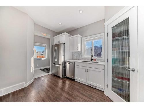 2668 Kings Heights Gate Se, Airdrie, AB - Indoor Photo Showing Kitchen With Stainless Steel Kitchen