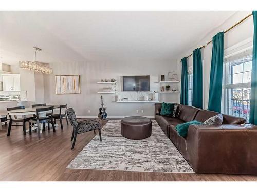 2668 Kings Heights Gate Se, Airdrie, AB - Indoor Photo Showing Living Room