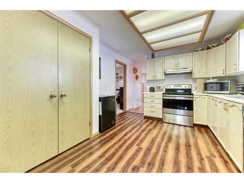 79 Laguna Circle Ne, Calgary, AB - Indoor Photo Showing Kitchen