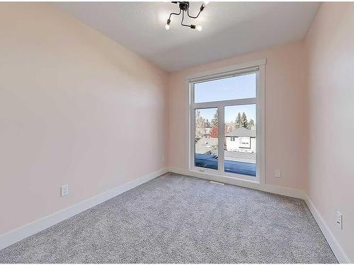 2322 24 Avenue Sw, Calgary, AB - Indoor Photo Showing Other Room