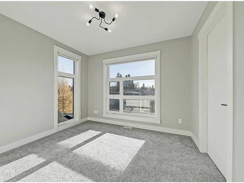 2322 24 Avenue Sw, Calgary, AB - Indoor Photo Showing Other Room