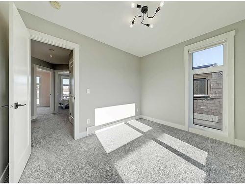 2322 24 Avenue Sw, Calgary, AB - Indoor Photo Showing Other Room