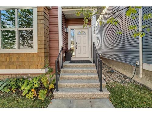 236 Autumn Green Se, Calgary, AB 