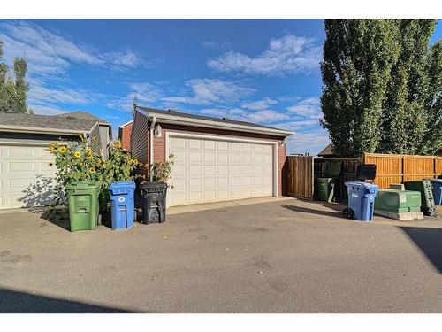 236 Autumn Green Se, Calgary, AB 