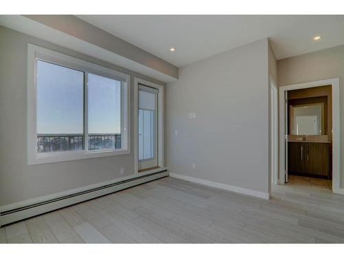 1513-395 Skyview Parkway Ne, Calgary, AB - Indoor Photo Showing Other Room