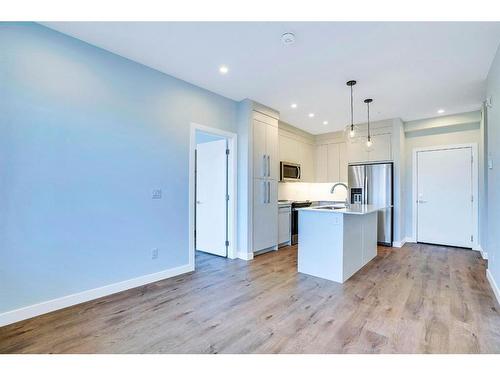 1306-395 Skyview Parkway Ne, Calgary, AB - Indoor Photo Showing Kitchen